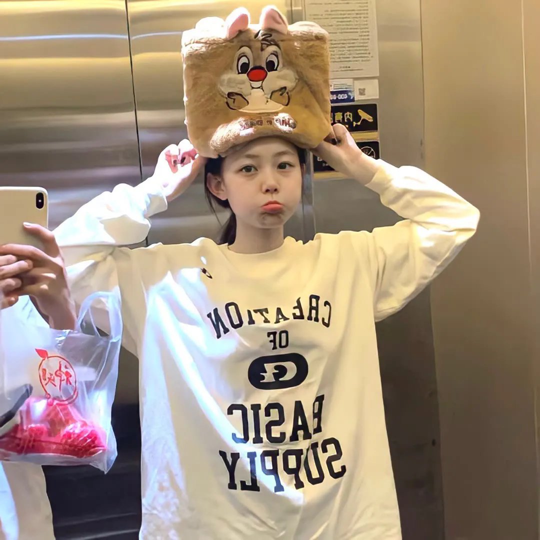 偷听心声，满朝文武等我上朝